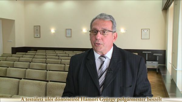A testületi ülés döntéseiről Hámori György polgármester beszélt