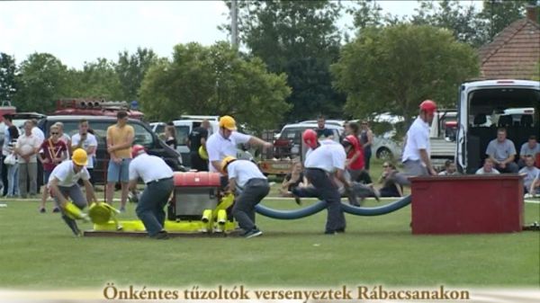 Önkéntes tűzoltók versenyeztek Rábacsanakon