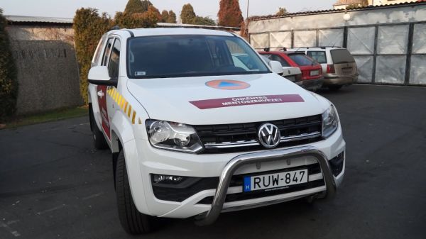 Volkswagen Amarok terepjárót kapott a Rábaközi Mentőszervezet