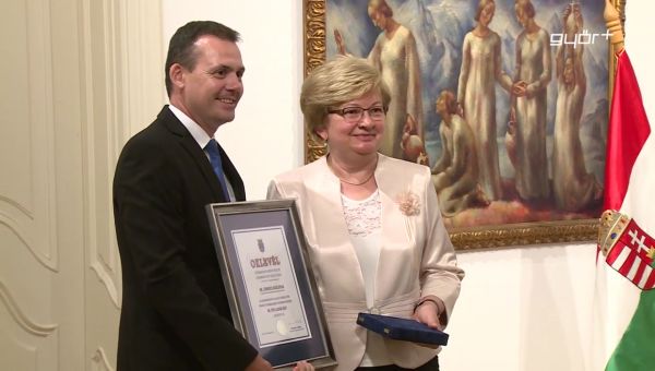 Megyei díjat kapott Dr. Juronics Katalin főorvos