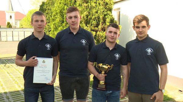 A Csornai ÖTE ifjúsági csapata 2. helyen végzett az országos versenyen