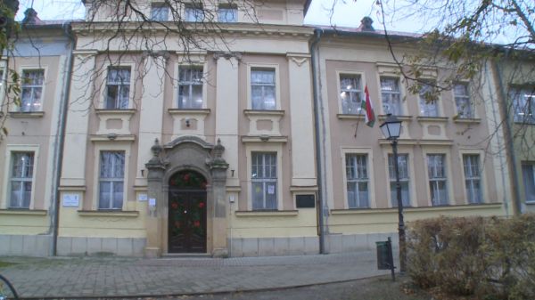 Biró Péter főigazgató tájékoztatója a kapuvári katolikus gimnáziumban induló képzésekről