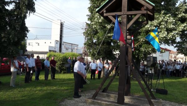  Megemlékezés a trianoni haranglábnál