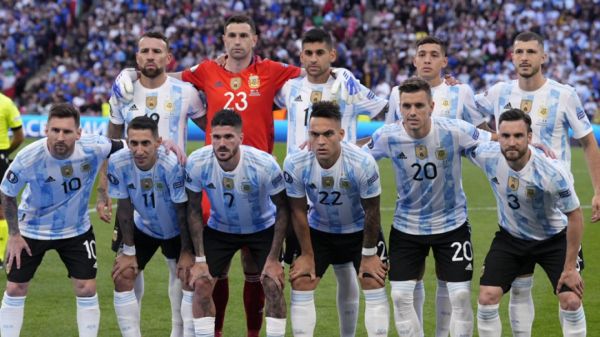 Böcskör Zsolt, a KSE elnöke argentin győzelmet vár a labdarúgó világbajnokság döntőjében