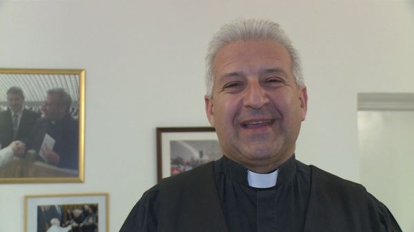 Imapercek Henczel Szabolcs beledi plébánossal