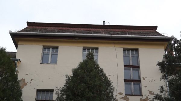 Felújítják a kapuvári gimnázium tetőszerkezetét