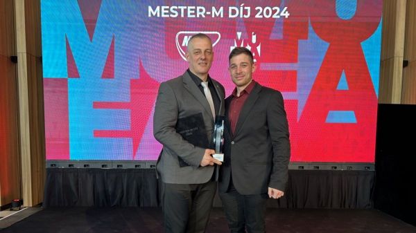 Mester-M díjat kapott Pantelics Péter, a Castrum SC elnöke
