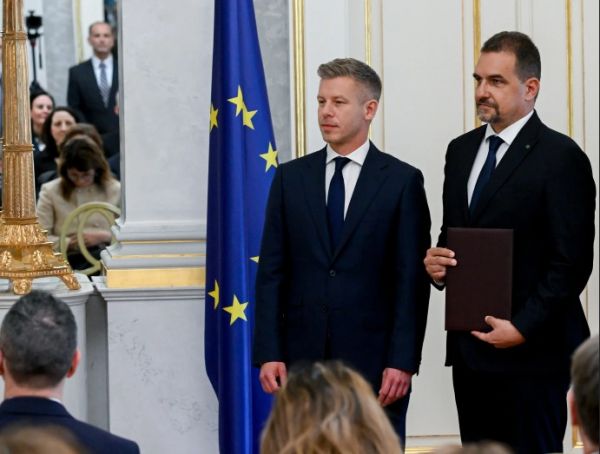 Bóna Szabolcs átvette miniszteri kinevezését