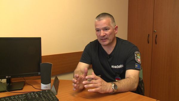  Varga András rendőr főhadnagy balesetmegelőzési tájékoztatója