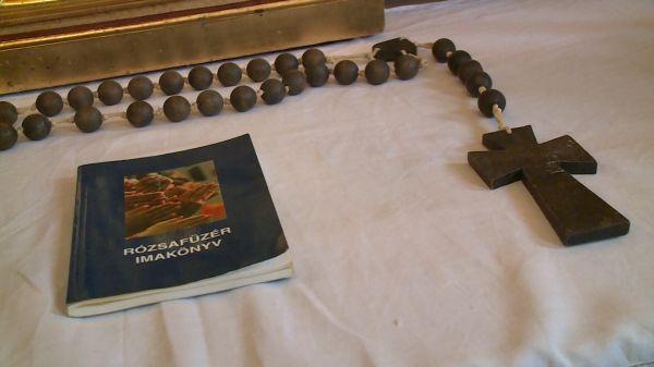 Értékek és érdekességek a Csornai Premontrei Apátságban: a rózsafüzér