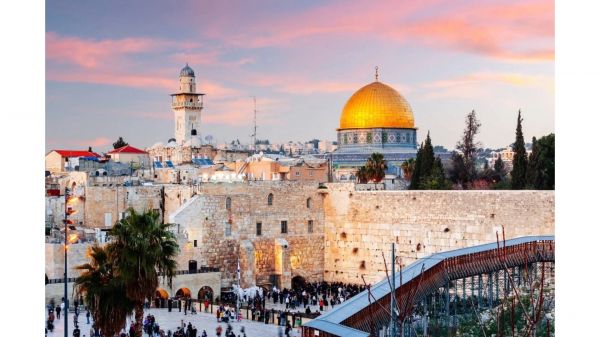 Szentföldi zarándoklaton vett részt Henczel Szabolcs beledi plébános