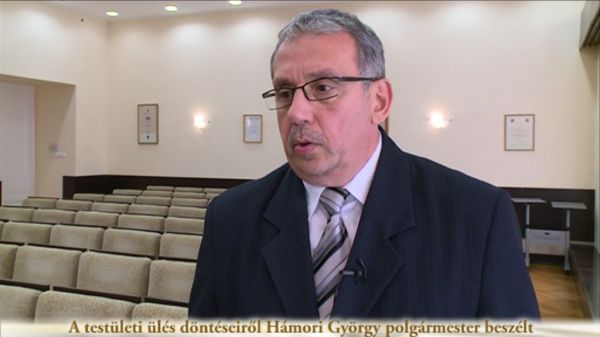 A testületi ülés döntéseiről Hámori György polgármester beszélt