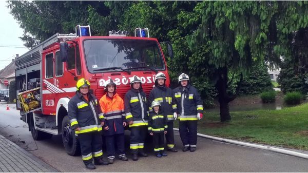 Új eszközökkel vonulhatnak a beledi önkéntes tűzoltók