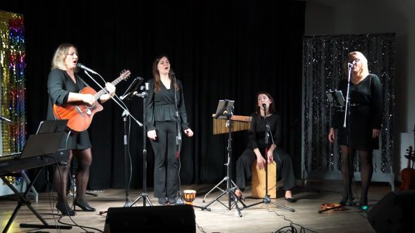 A magyar kultúra napját ünnepelték a Kajos Családi Énekegyüttessel (2. rész)