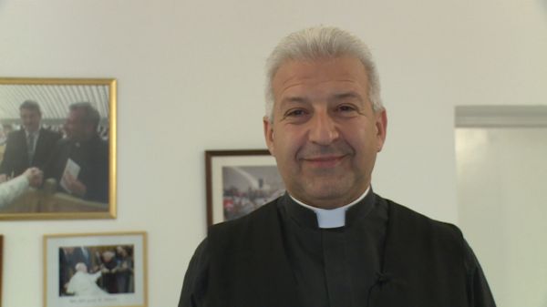 Imapercek Henczel Szabolcs plébánossal