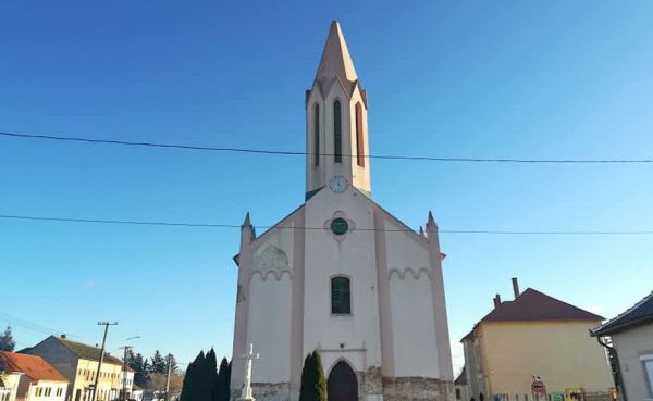 Csökkent a katolikus szentmisékre járók száma Beleden